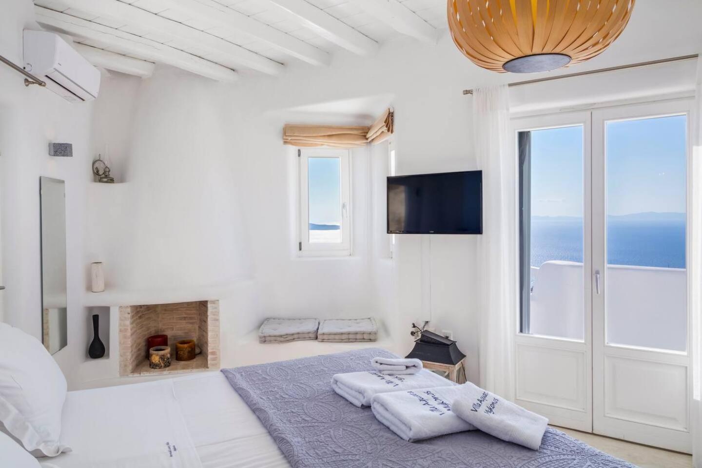 Aquata Boutique With Pool Holiday home *